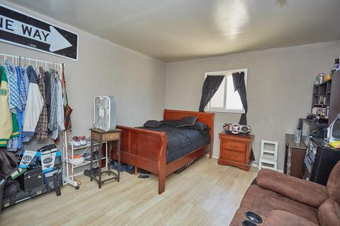 11203 Oakwood Ave, Hesperia, CA 92345 photo 30