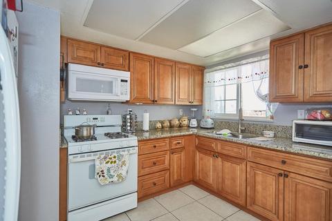 11203 Oakwood Ave, Hesperia, CA 92345 photo 13