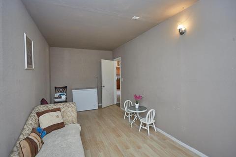 11203 Oakwood Ave, Hesperia, CA 92345 photo 28