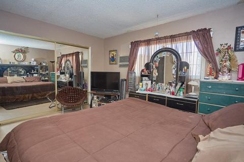 11203 Oakwood Ave, Hesperia, CA 92345 photo 19