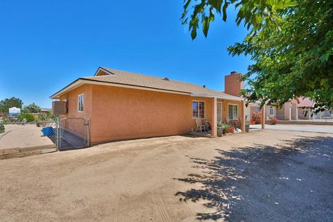 11203 Oakwood Ave, Hesperia, CA 92345 photo 4
