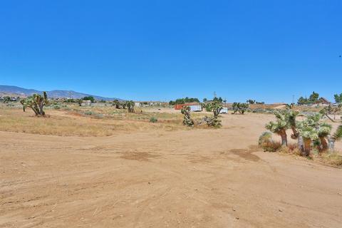 5455 Sunnyslope Rd, Phelan, CA 92371 photo 82