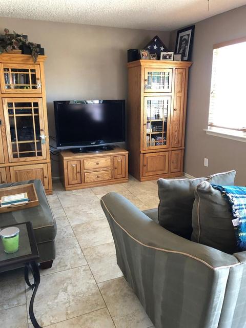 16463 Eucalyptus St, Hesperia, CA 92345 photo 5