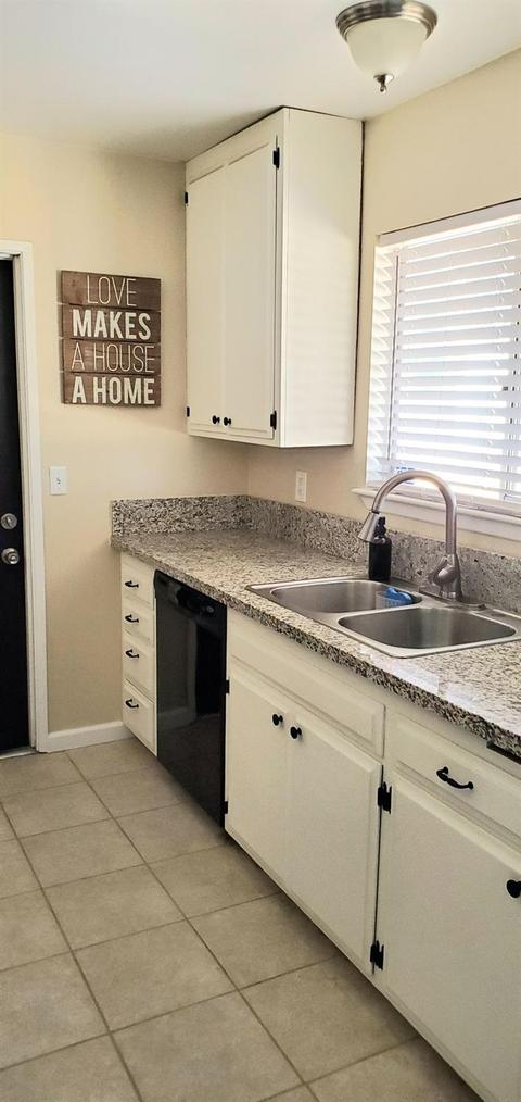 11229 Dolphin Ave, Apple Valley, CA 92308 photo 20