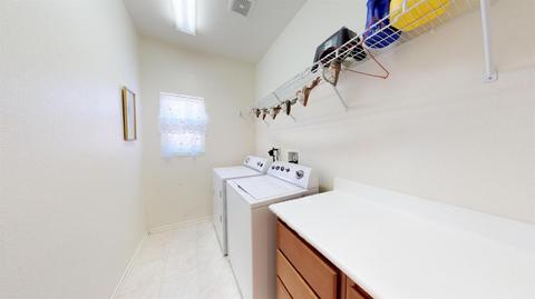 929 Broadway Ave, Barstow, CA 92311 photo 24