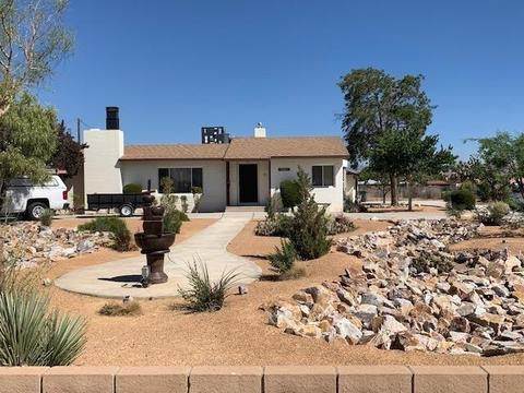 14063 Iroquois Rd, Apple Valley, CA 92307 photo 1