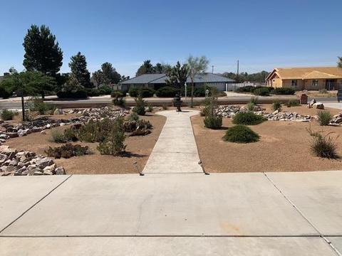 14063 Iroquois Rd, Apple Valley, CA 92307 photo 5