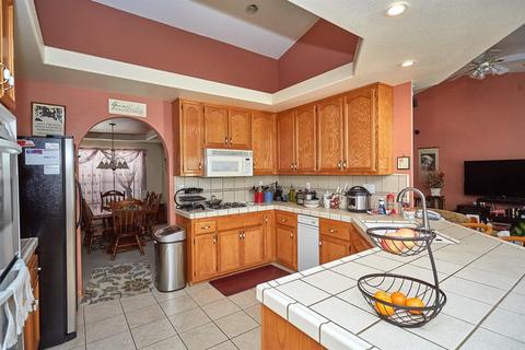 16484 Kasota Rd, Apple Valley, CA 92307 photo 21