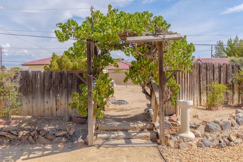 19613 Oneida Rd, Apple Valley, CA 92307 photo 61