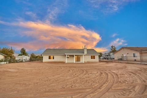 8075 Mono Dr, Hesperia, CA 92345 photo 35