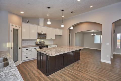 8075 Mono Dr, Hesperia, CA 92345 photo 11