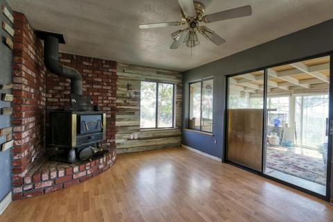 21609 Mountain Dr, Tehachapi, CA 93561 photo 6