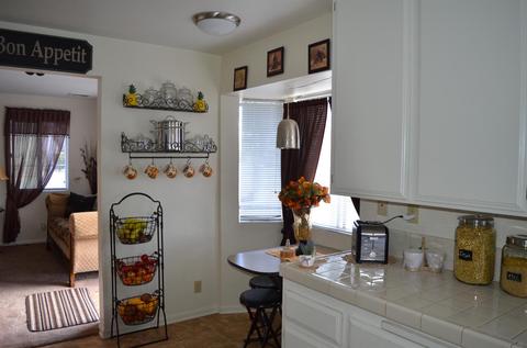 9977 Oakwood Ave, Hesperia, CA 92345 photo 4