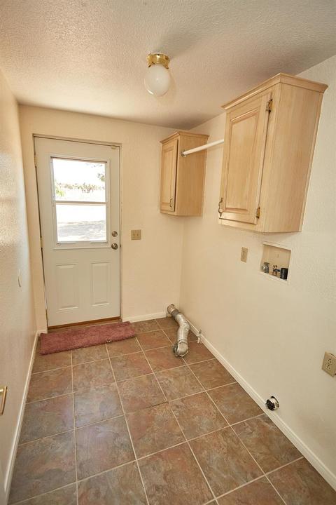 6191 Cherry Ct, Phelan, CA 92371 photo 35