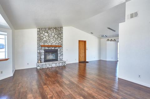 151 Lindero Rd, Pinon Hills, CA 92372 photo 9