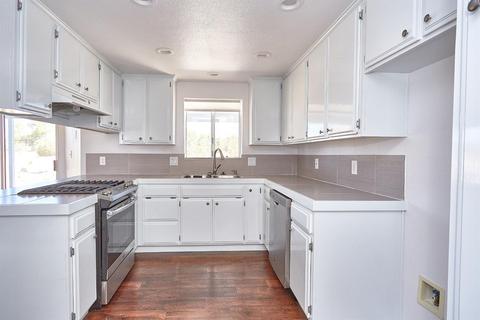 151 Lindero Rd, Pinon Hills, CA 92372 photo 3