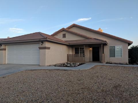 11407 Addison Ct, Adelanto, CA 92301 photo 2
