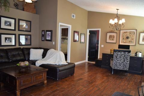 13678 Cochise Rd, Apple Valley, CA 92308 photo 9