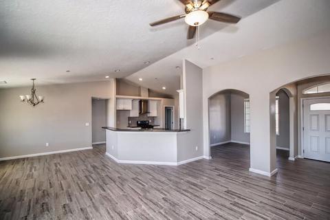11578 Eighth Ave, Hesperia, CA 92345 photo 7