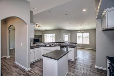 11578 Eighth Ave, Hesperia, CA 92345 photo 3