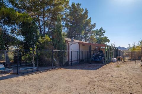 37416 Indian Ave, Yermo, CA 92398 photo 2