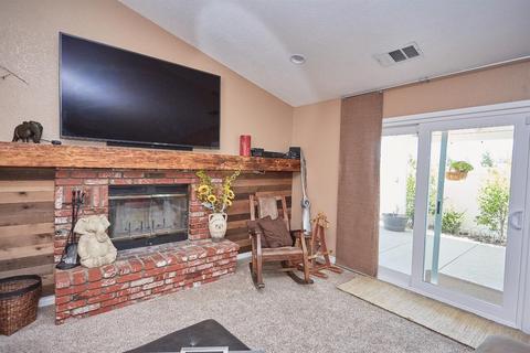 15517 Via Bahia St, Hesperia, CA 92345 photo 9