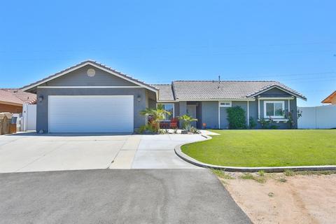 15517 Via Bahia St, Hesperia, CA 92345 photo 2