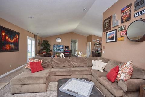 15517 Via Bahia St, Hesperia, CA 92345 photo 11