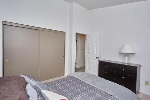 15517 Via Bahia St, Hesperia, CA 92345 photo 31