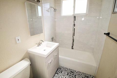 1016 Elizabeth St, Barstow, CA 92311 photo 4