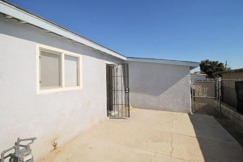 1016 Elizabeth St, Barstow, CA 92311 photo 16