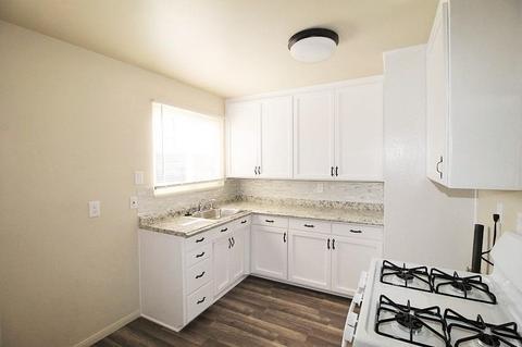 1016 Elizabeth St, Barstow, CA 92311 photo 17