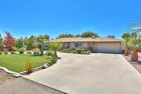 17771 Smoke Tree St, Hesperia, CA 92345 photo 4