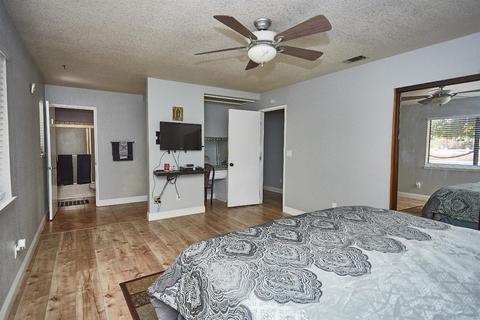 17771 Smoke Tree St, Hesperia, CA 92345 photo 22
