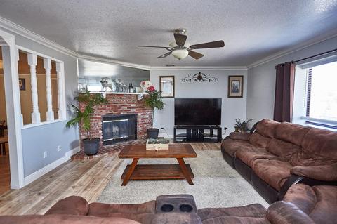 17771 Smoke Tree St, Hesperia, CA 92345 photo 9