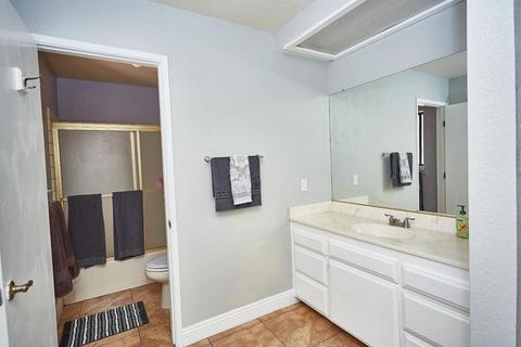 17771 Smoke Tree St, Hesperia, CA 92345 photo 24