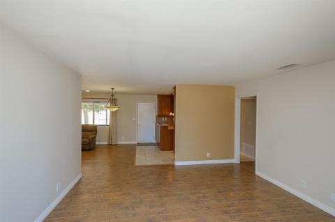 14925 Nokomis Rd, Apple Valley, CA 92307 photo 9