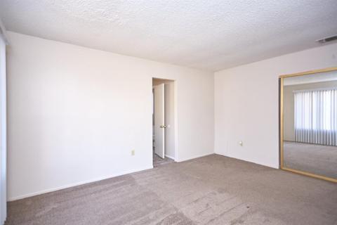 8141 Kingston Ave, Hesperia, CA 92345 photo 31