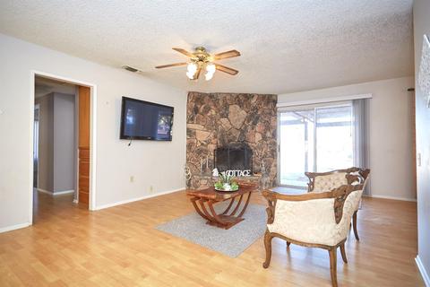 8141 Kingston Ave, Hesperia, CA 92345 photo 8