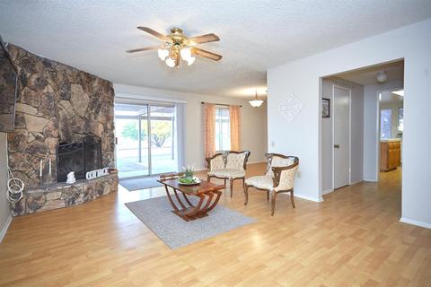 8141 Kingston Ave, Hesperia, CA 92345 photo 5