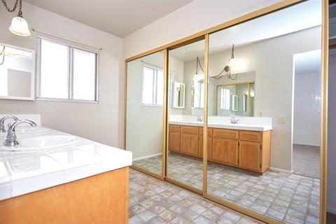 8141 Kingston Ave, Hesperia, CA 92345 photo 35