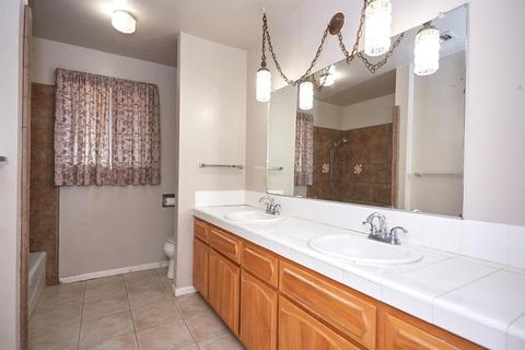 8141 Kingston Ave, Hesperia, CA 92345 photo 38