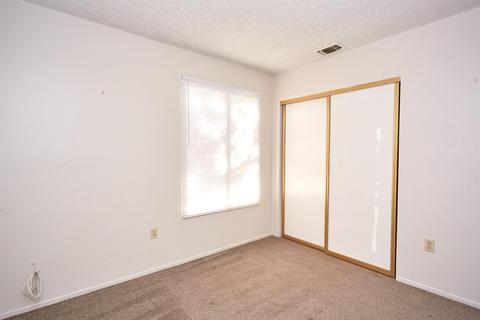 8141 Kingston Ave, Hesperia, CA 92345 photo 24