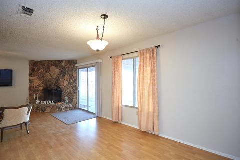 8141 Kingston Ave, Hesperia, CA 92345 photo 11