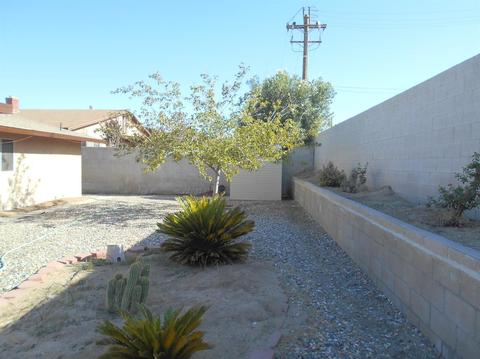 850 Palo Verde Dr, Barstow, CA 92311 photo 3