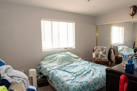 11137 Hemlock Ave, Hesperia, CA 92345 photo 7