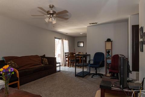 11137 Hemlock Ave, Hesperia, CA 92345 photo 2