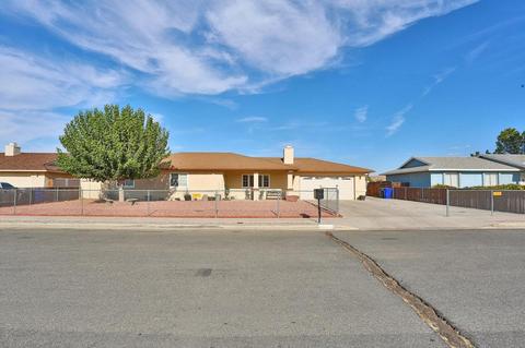 13471 Nicola Rd, Apple Valley, CA 92308 photo 2