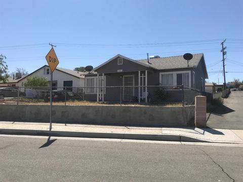 1020 Nancy St, Barstow, CA 92311 photo 2