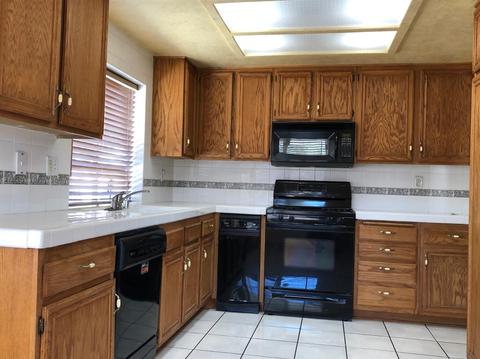 14049 Trigger Ln, Victorville, CA 92392 photo 3